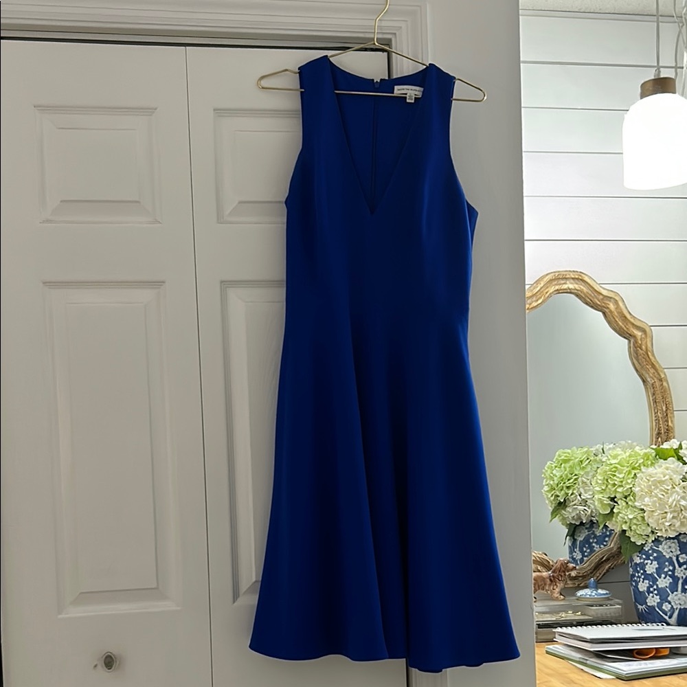 Elegant Blue Sleeveless Dress